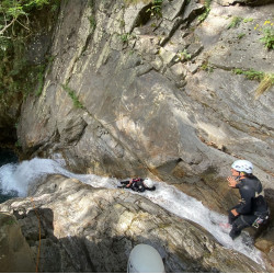 toboggans et aqua tyrolienne