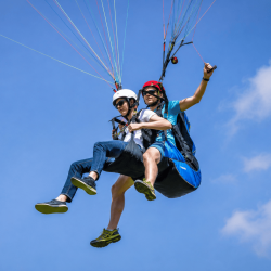 vol-evasion-parapente-saint-lary-biplace.jpg