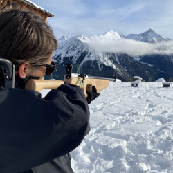 Tir à la carabine biathlon laser sur neige