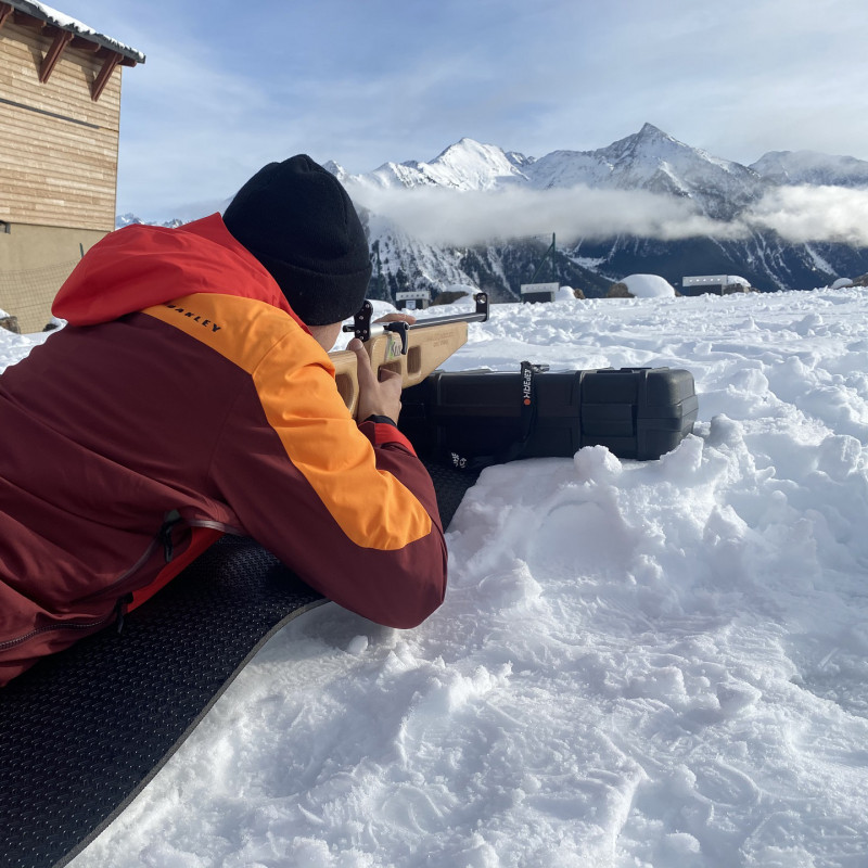 Tir à la carabine Biathlon Saint-lary Office des Sports de montagne