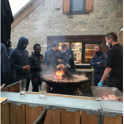 Refuge de l'Oule pour le dîner après la descente en trottinette