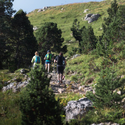 Randonnée pédestre vers le lac d'Oredon