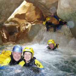 couple en canyoning