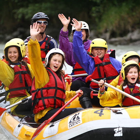 Groupe ados en rafting