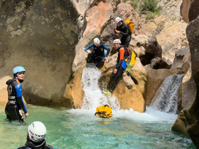 Faire du canyoning à Saint-Lary 